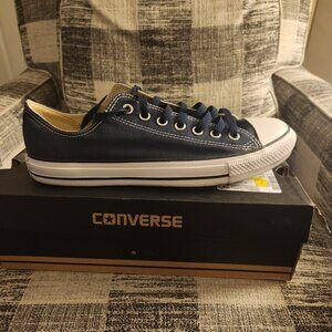 Converse Chuck Taylor's  (unisex)